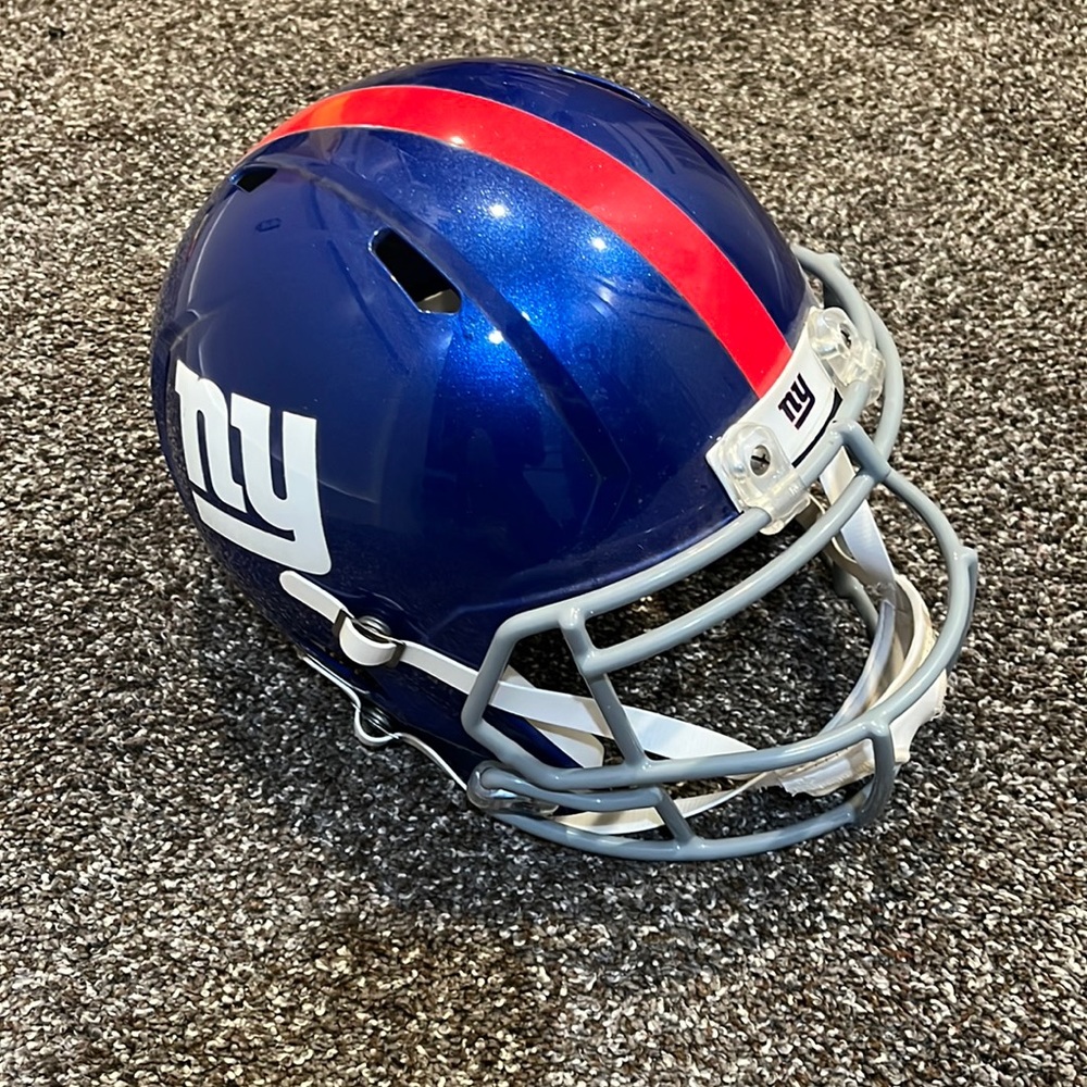 NY Giants Helmet Full Size
